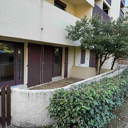 Apartment Lumineux A 300m De L'ocean Et Proche Du Marche, Rez-de-chaussee, Terrasse Amenagee. - Fr-1-239-1041 *